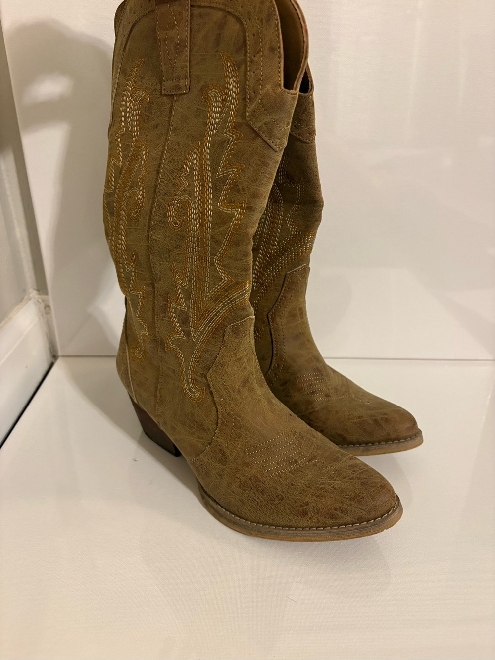 Classic Women's Tan Faux Leather Western Boots